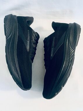 BROOKS GHOST 17 Running Shoes Men’s Size 9.5 WIDE (2E)